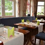 Kruse Zum Hollotal Konukevi 3*